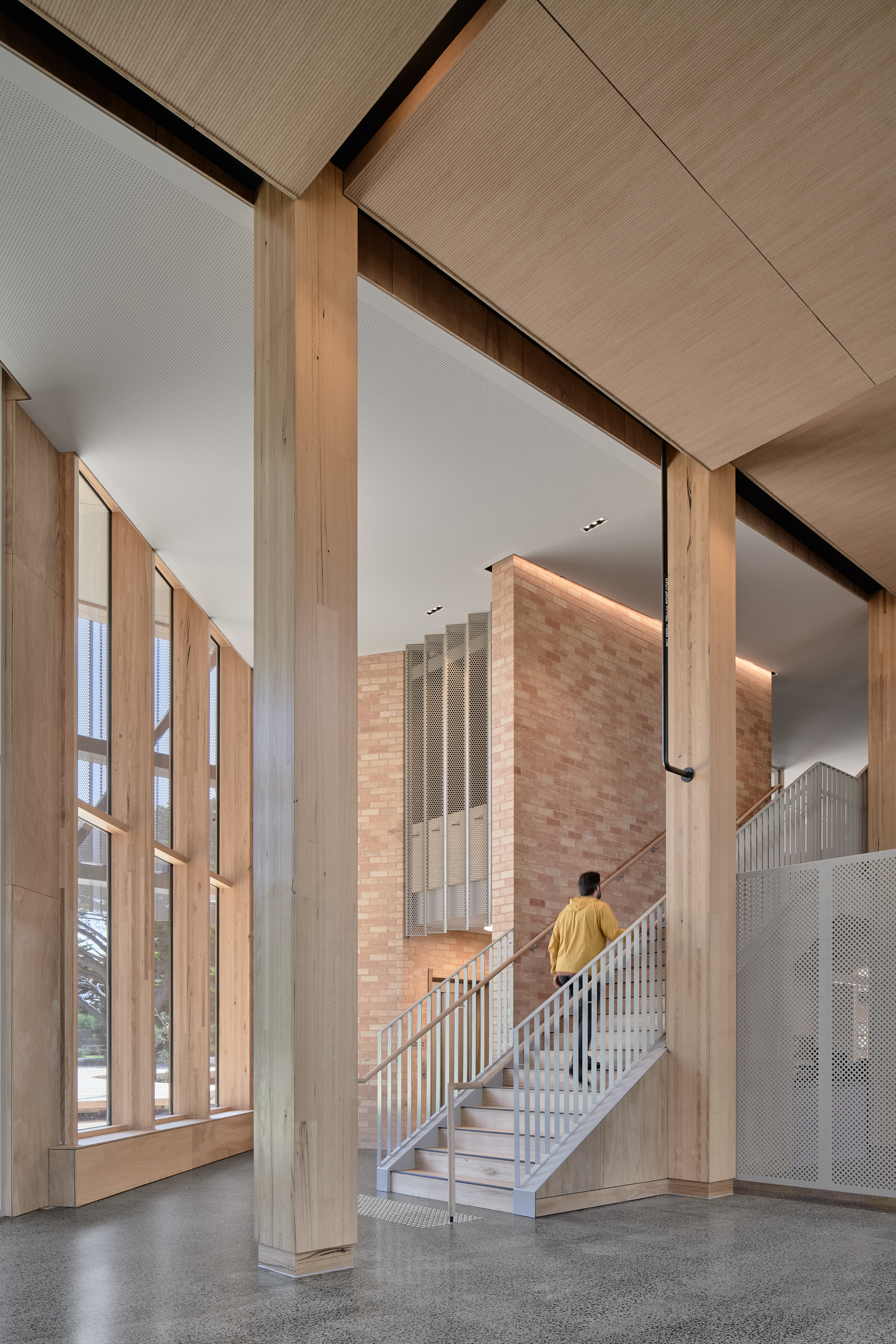 04_8433-public_Berninneit Cultural and Community Centre_Peter Clarke.jpg