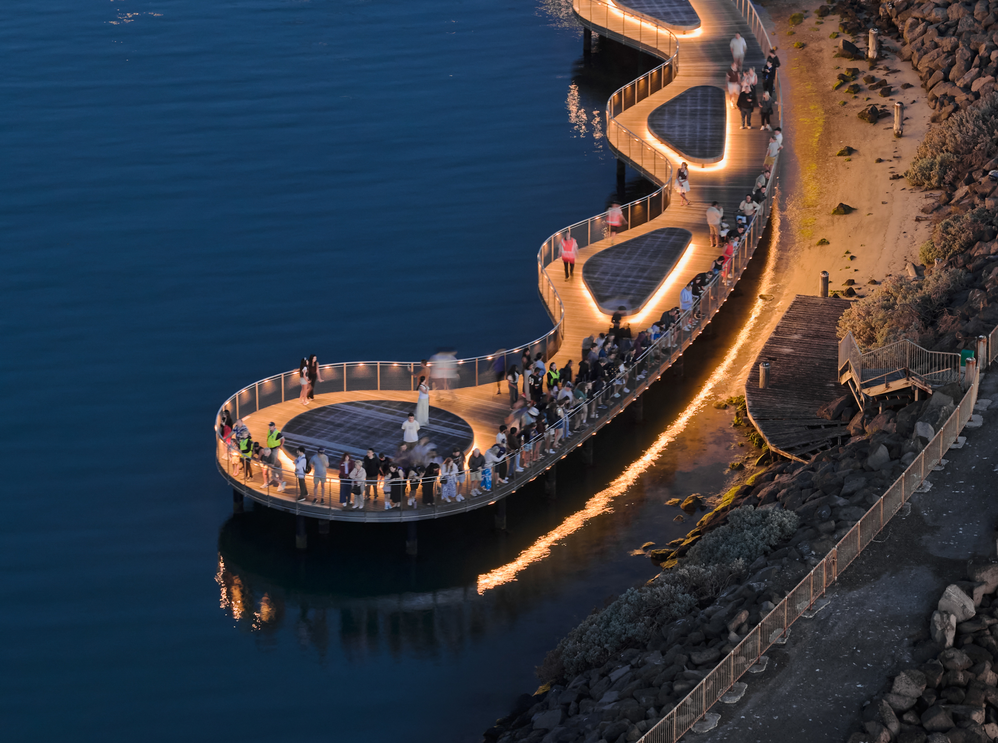 08_10746-urban_St Kilda Pier_JCB_PeterClarke-2