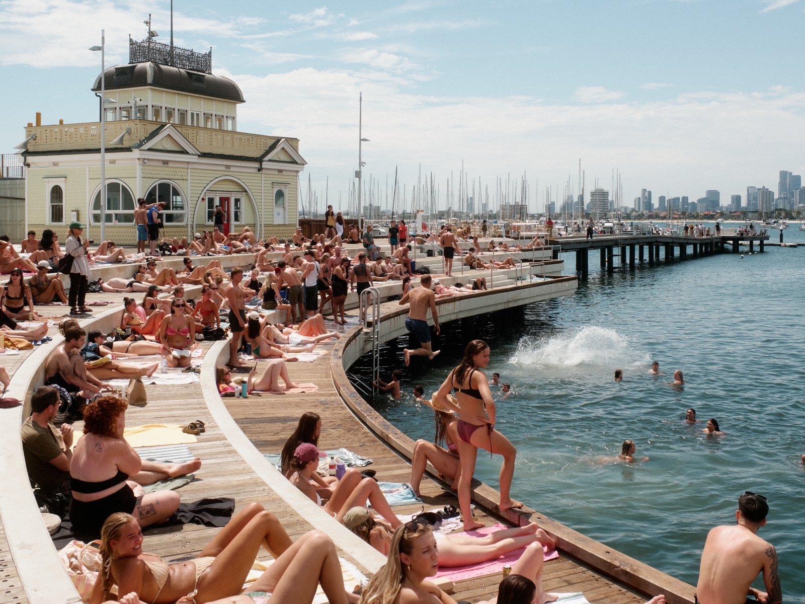 _Various_250110_StKilda_0077