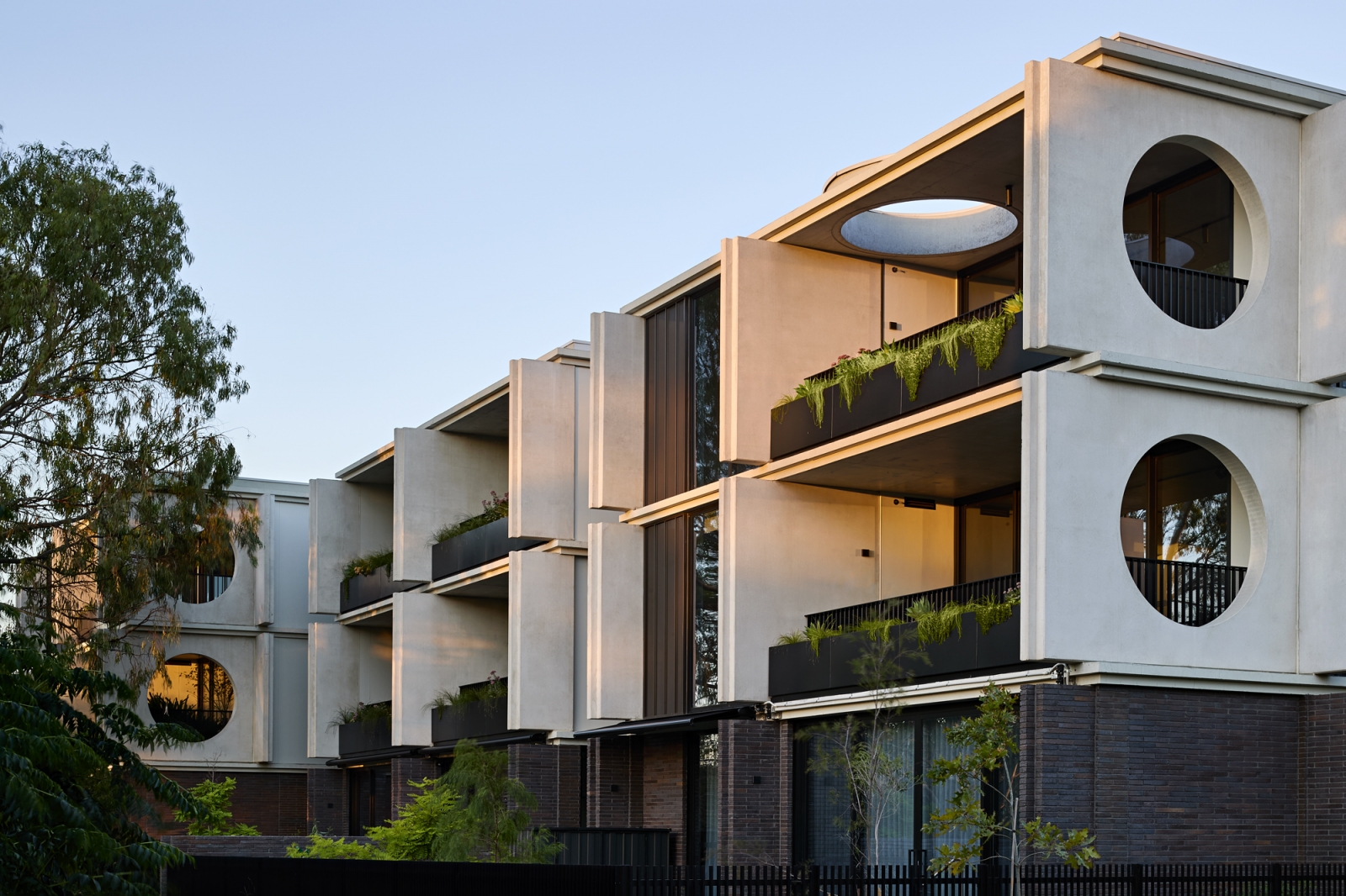 SinclairBrooks_JCB_WindsorPark_┬®smg_AB1I8826